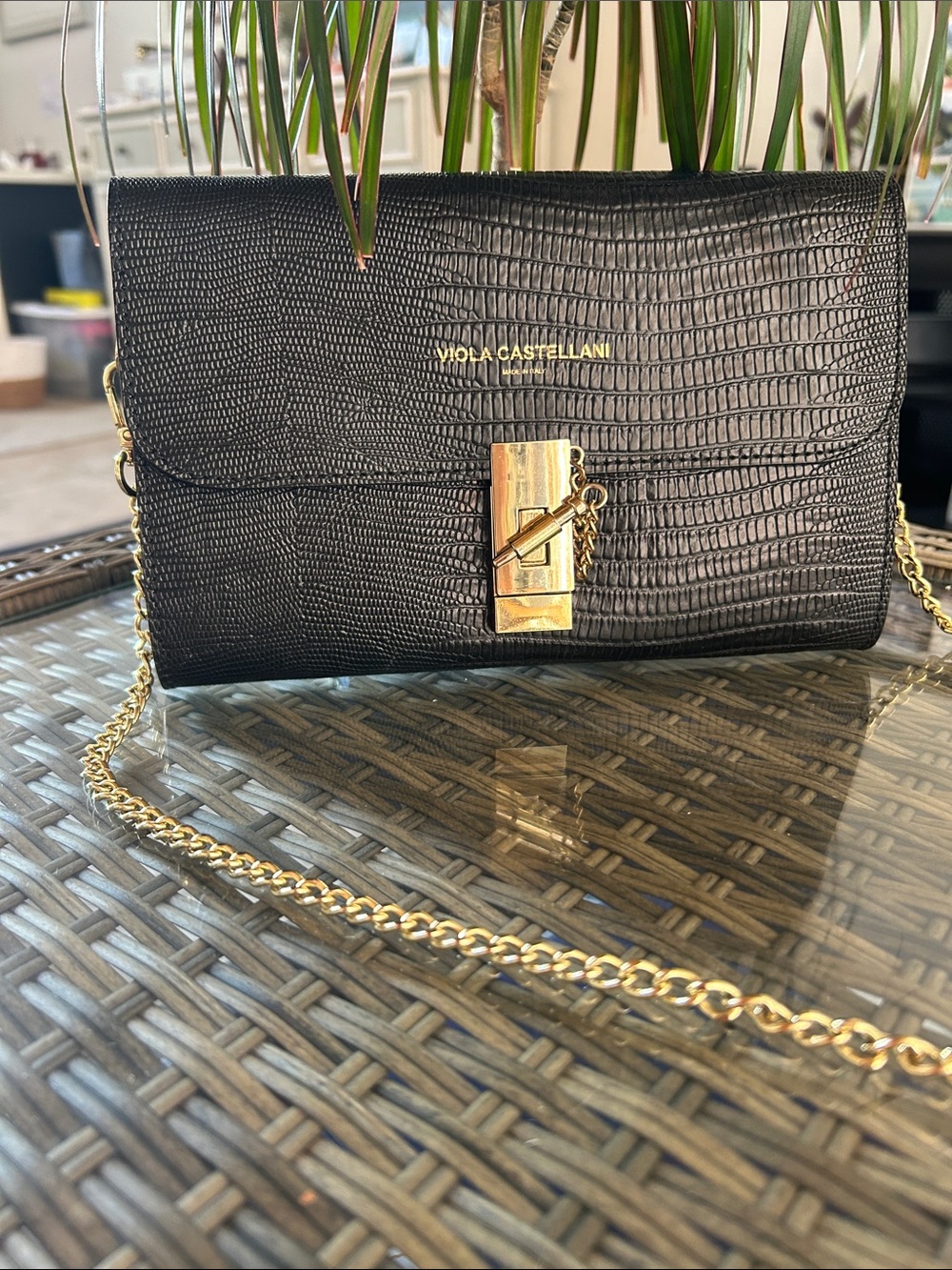 Viola Castellani Black Croc-Embossed Chain Crossbody